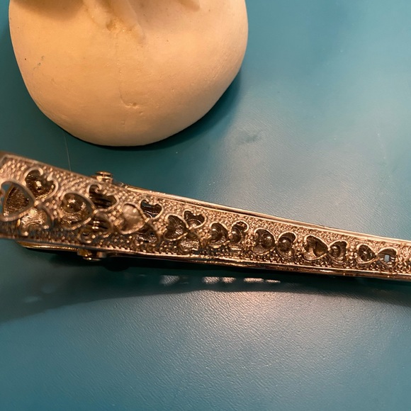 Silver and crystal hair clip - Picture 2 of 3